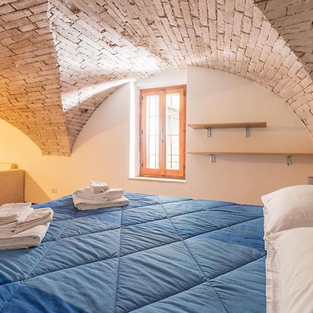 Suite N4 - Loft Caratteristico Nel Centro Storico เปรูจา ภายนอก รูปภาพ